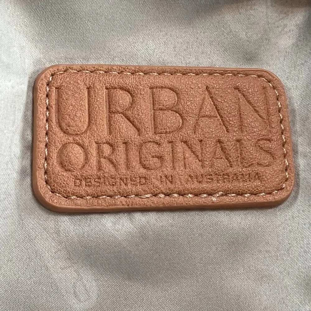 NWT Urban Originals Vegan Love Fest Crochet Crossbody Purse - Picture 11 of 16